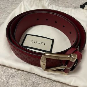 Gucci Belt in Red Leather w/ G pattern